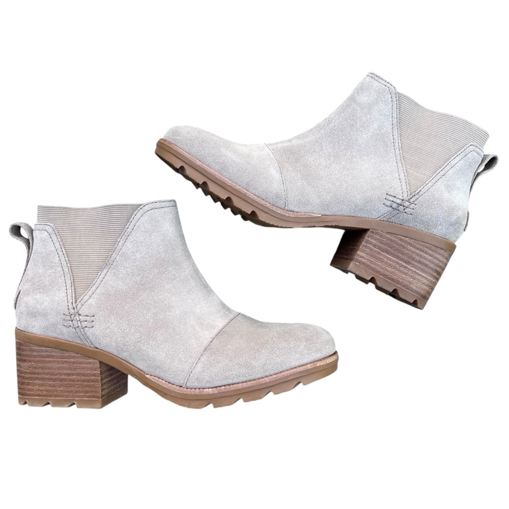 Sorel Women's Cate Water Resistant Lug Sole Chelsea Booties Size 9 Taupe